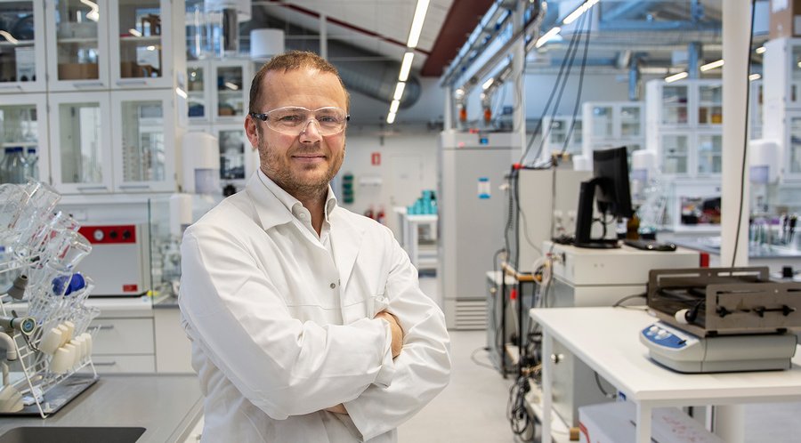 The project is headed by Professor Anders Bentien at Aarhus University. 